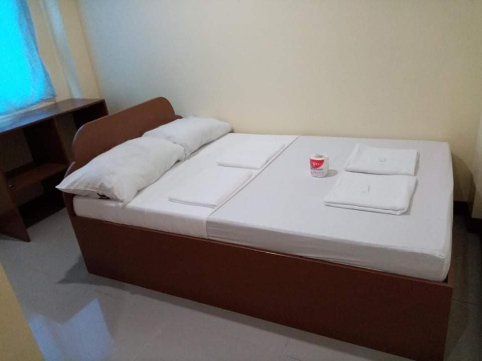 Carcar-Aballe Pension House tesisinde bir odada yatak veya yataklar