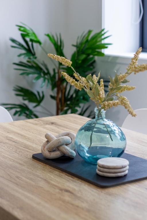 Style meets comfort 2 Bed CHCH CBD - Resim 15