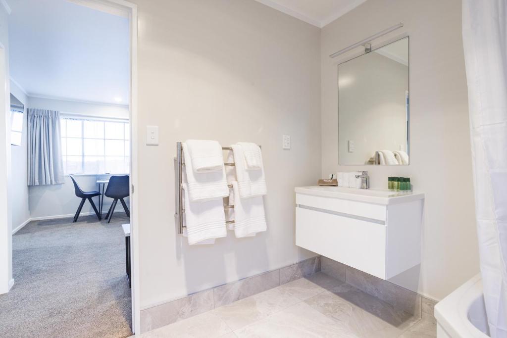 BK's Pohutukawa Lodge - Resim 15