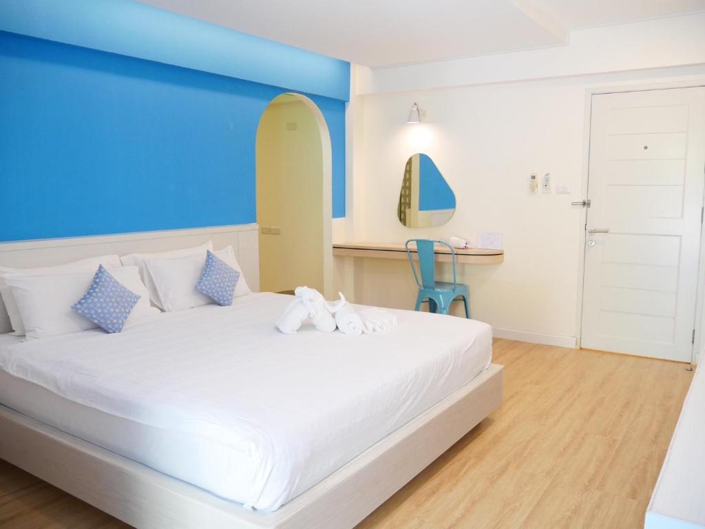 
Superior Family Room
