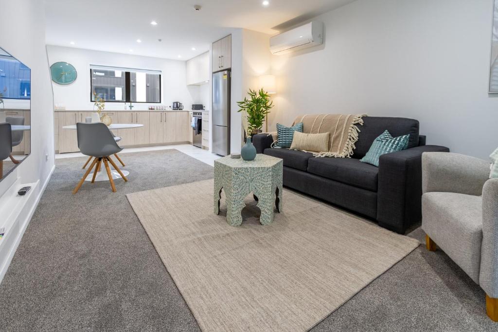 Style meets comfort 2 Bed CHCH CBD - Resim 31
