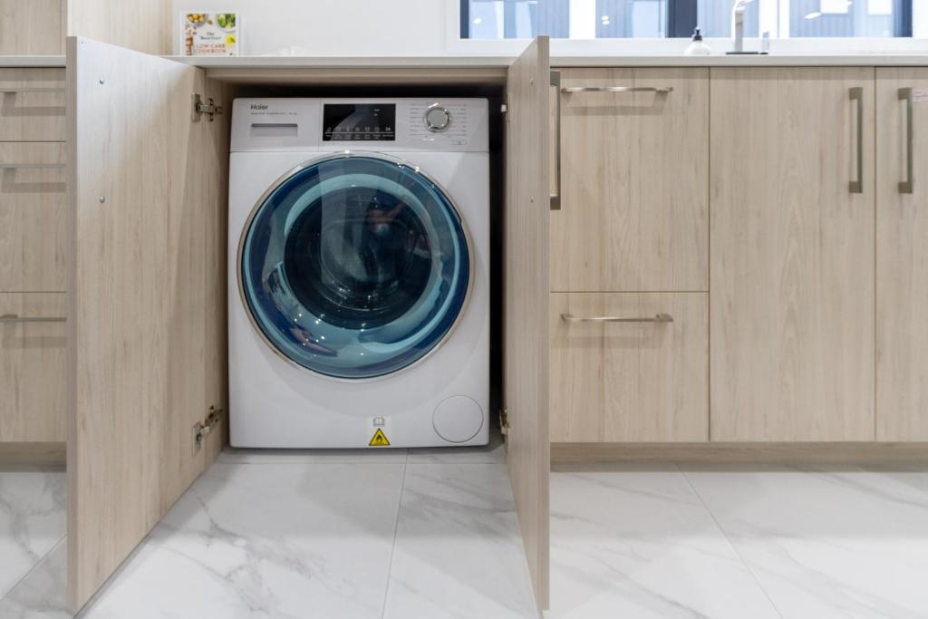 Style meets comfort 2 Bed CHCH CBD - Resim 18