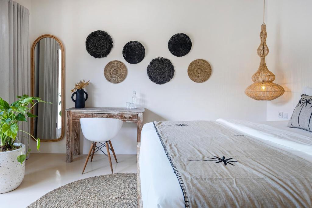 RIYURI GUESTHOUSE - Double Room With Pool View