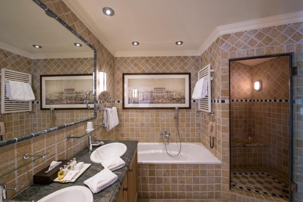 Hotel photo 36
