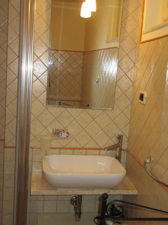 Łazienka w obiekcie Mimì Apartment