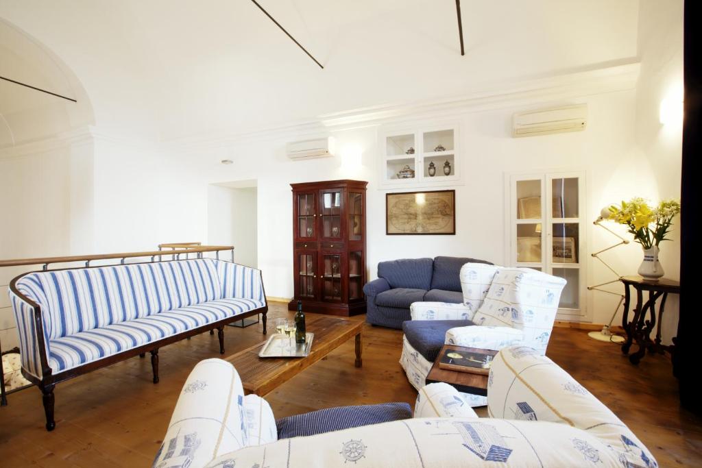 A seating area at La Madonetta - Dimora d'epoca -