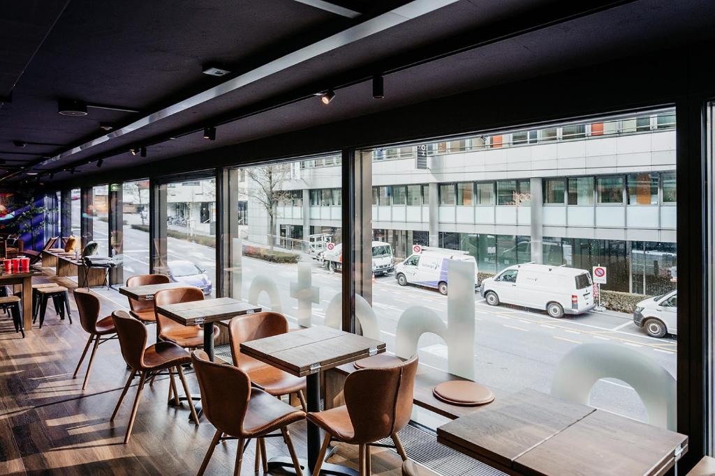 Capsule Hotel - Lucerne Old Town - Resim 21