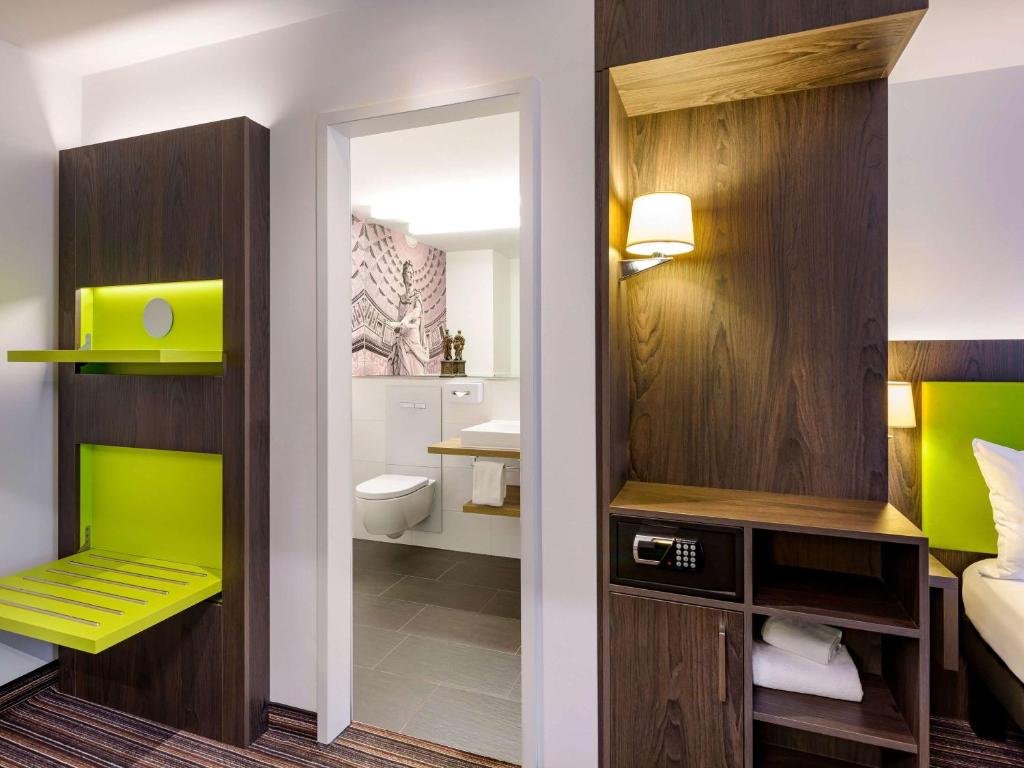 Koupelna v ubytování Ibis Styles Trier