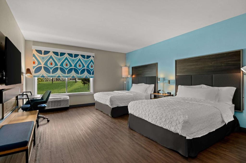 Tru By Hilton Christiansburg - Queen Room With Two Queen Beds - Mobility Access