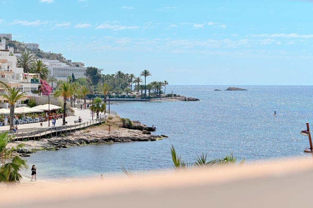 Hotel Figueretes photo