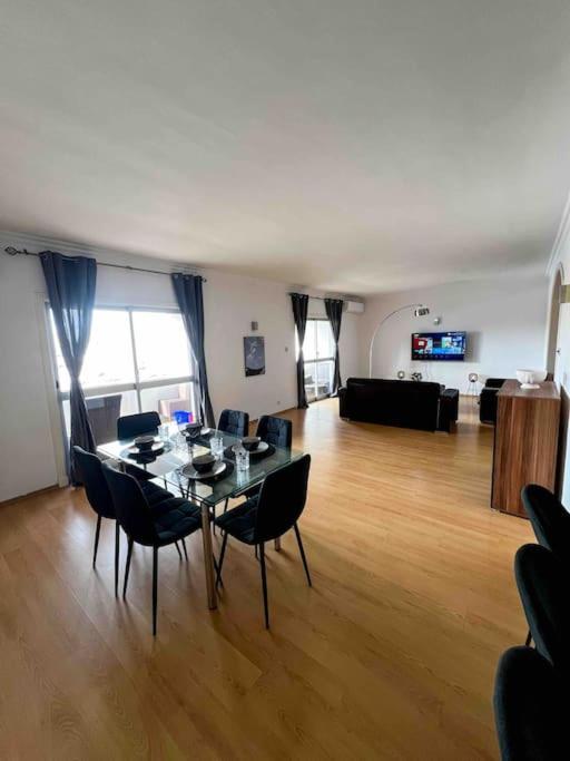 TV a/nebo společenská místnost v ubytování Bay view Appartment
