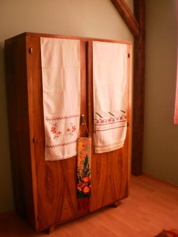 Guest house Jurini Dvori - Habitación Triple Con Baño Privado
