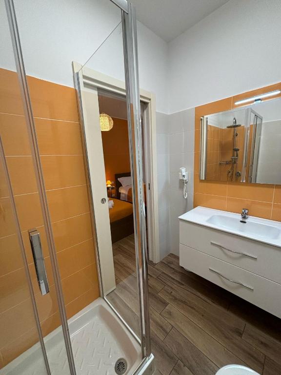 Koupelna v ubytování Airuno Rooms