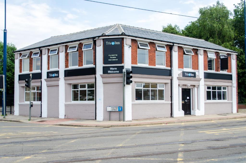 Trivelles Hotel - Manchester - Eccles New Road in Salford, Greater Manchester, England