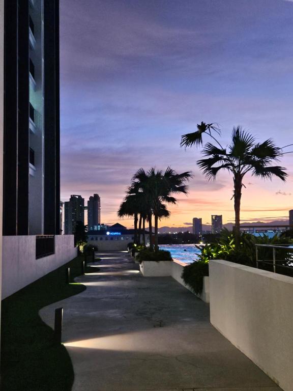 Bazén v ubytování Metropol Serviced Apartment Bukit Mertajam Perda nebo v jeho okolí