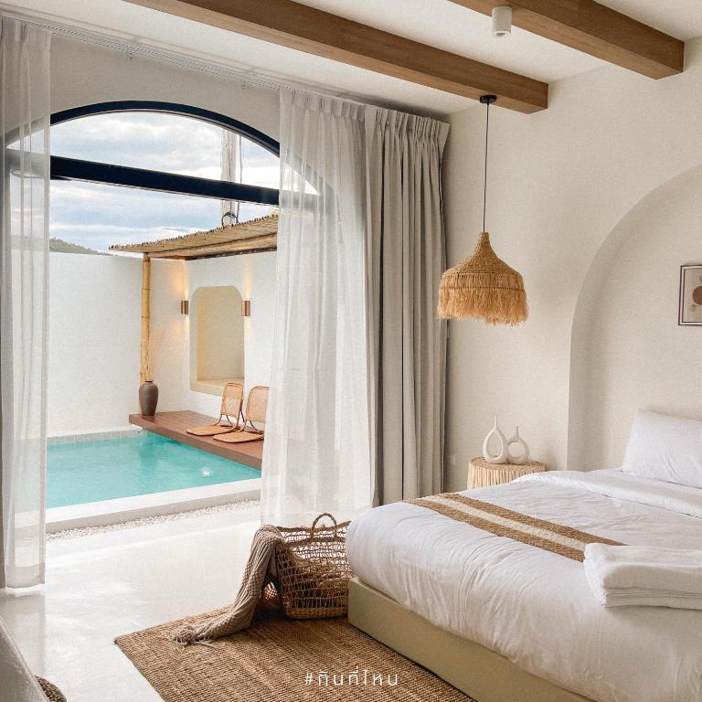 Πισίνα στο ή κοντά στο The Sunset Villa Huahin