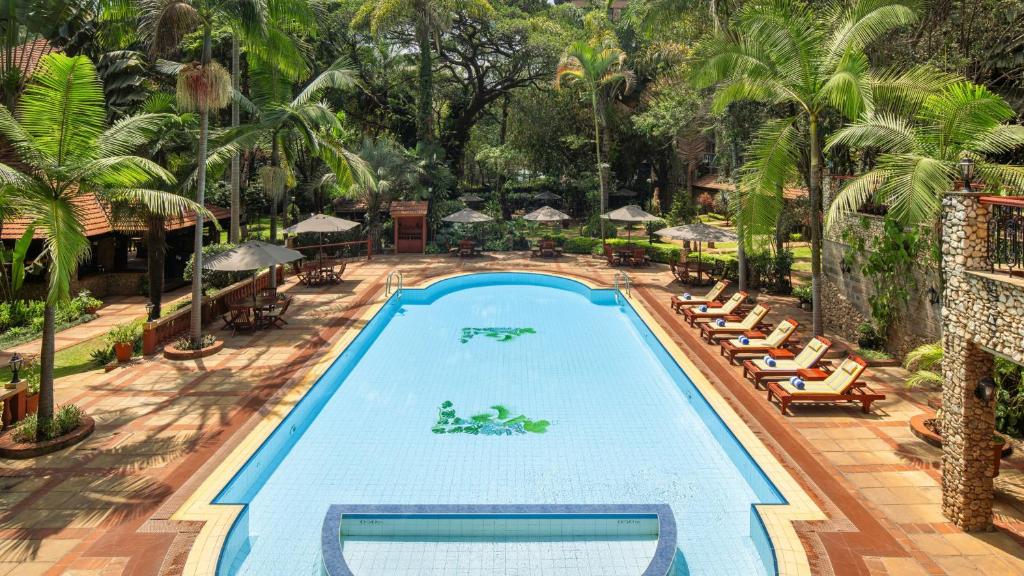 Bazén v ubytování Fairview Hotel Nairobi nebo v jeho okolí