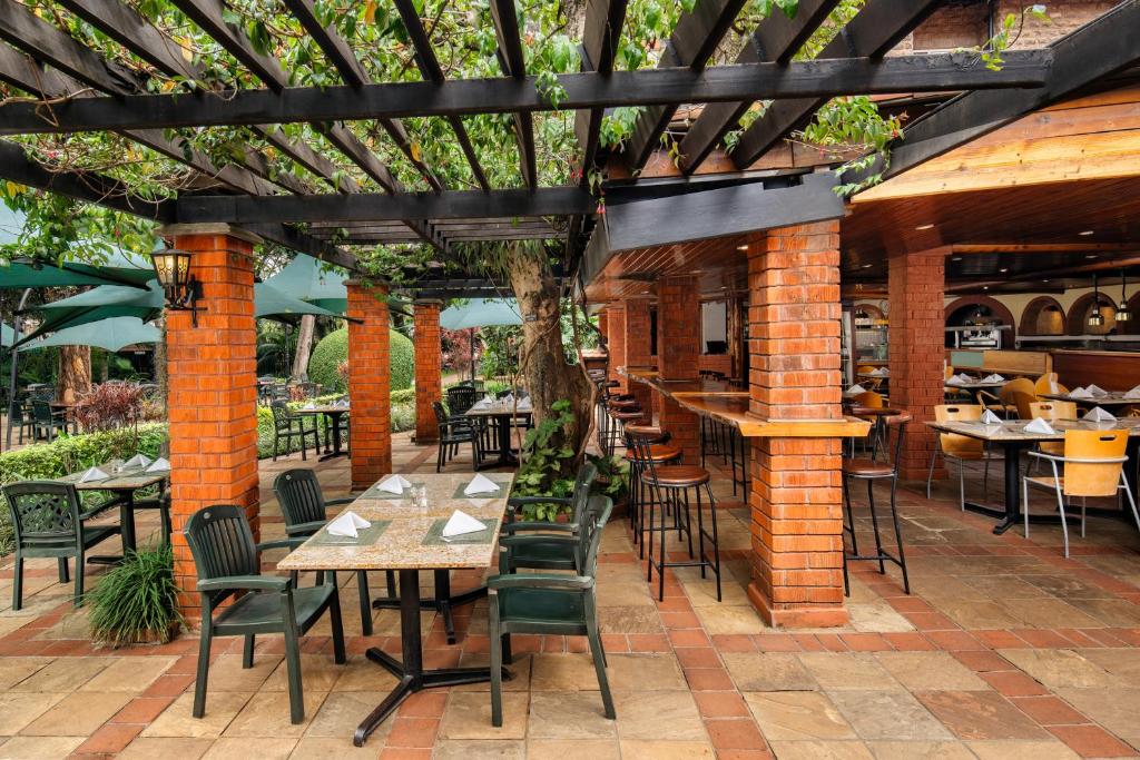 Restaurace v ubytování Fairview Hotel Nairobi