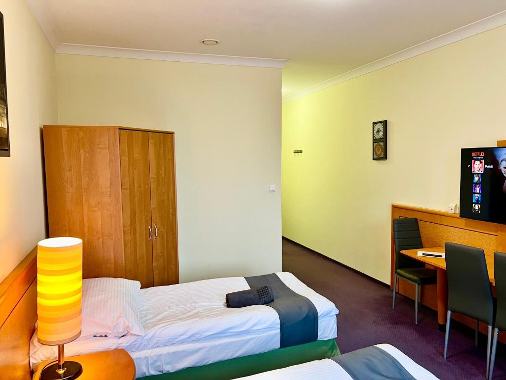 LAS SŁUPSKI APARTAMENTY PREMIUM Wifi Netflix Smart TV50 Cisza Spokój Wysoka jakość za niską cenę Zapraszamy - Deluxe Room No. 13