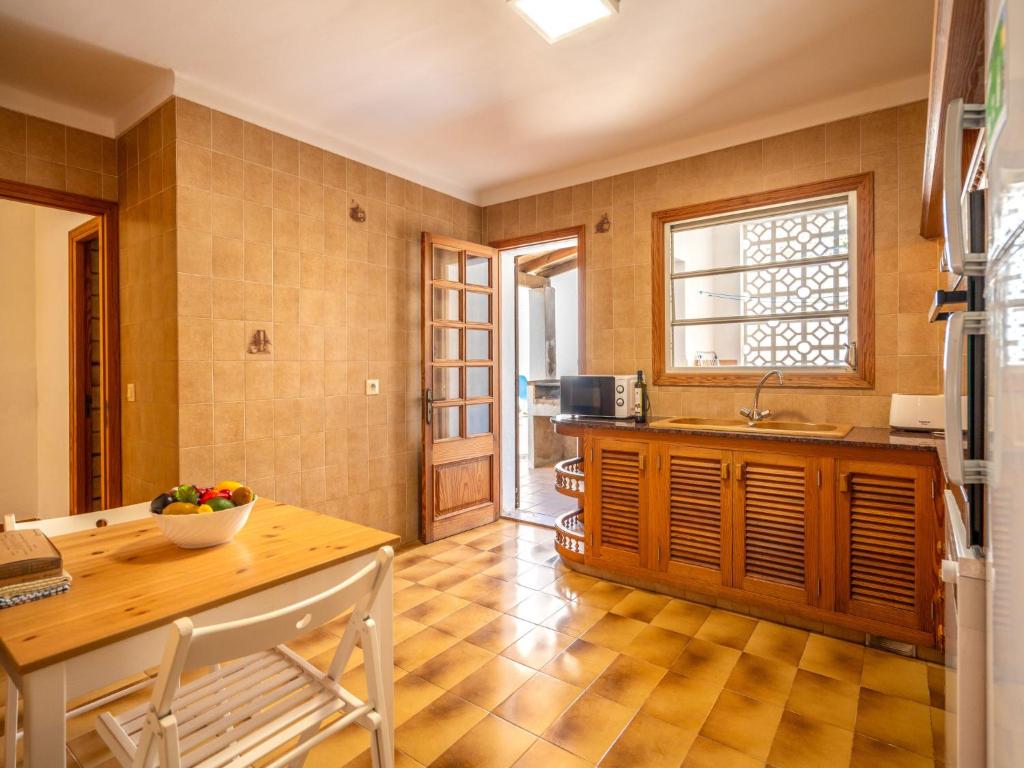 Kuchyň nebo kuchyňský kout v ubytování Holiday Home Clara R by Interhome