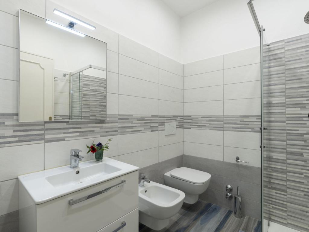 A bathroom at Holiday Home Irma by Interhome