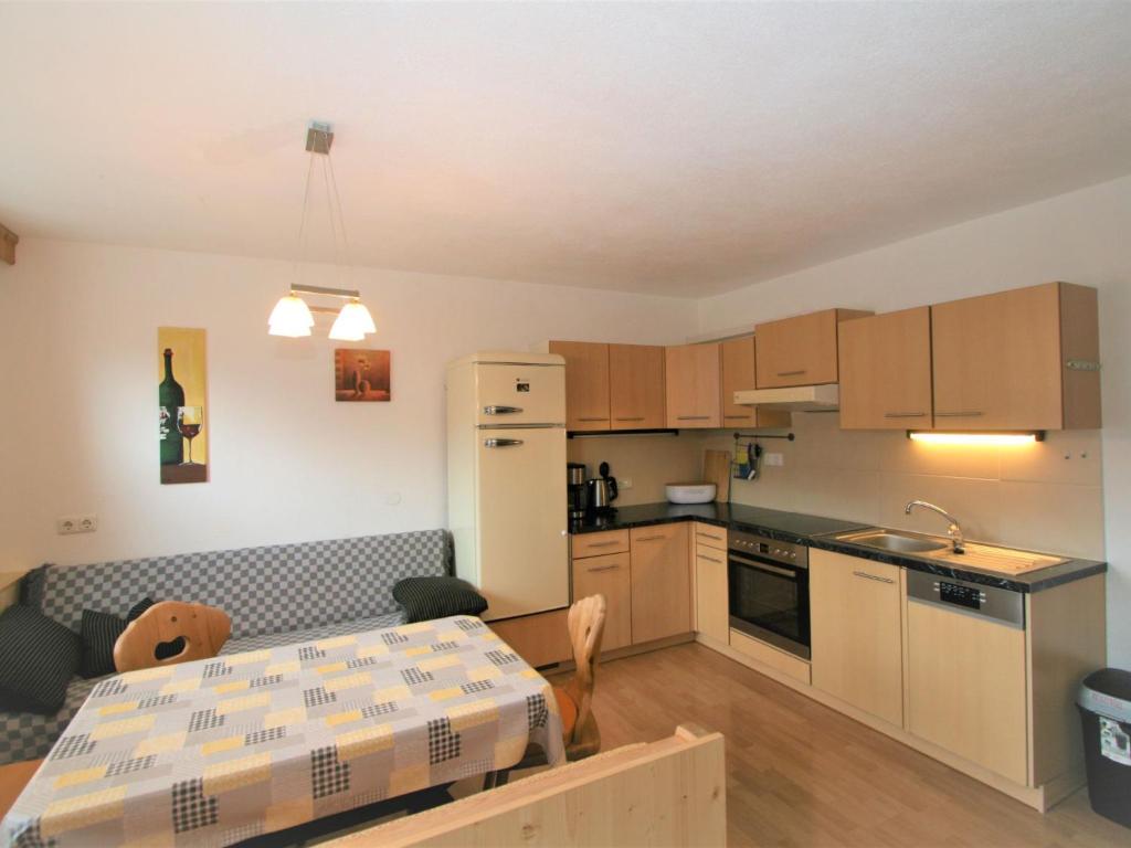 Kuchyň nebo kuchyňský kout v ubytování Apartment Haus Wurm by Interhome