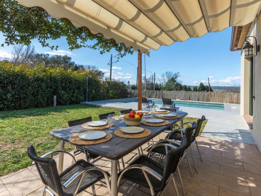 Bazén v ubytovaní Holiday Home Ullastreta by Interhome alebo v jeho blízkosti