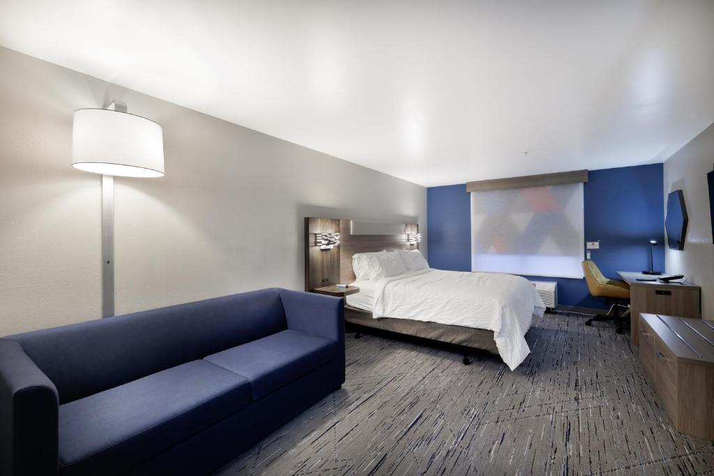 Holiday Inn Express & Suites Zion, an IHG Hotel - Standaard King Room Met Bankbed