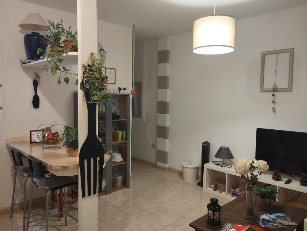 Μια τηλεόραση ή/και κέντρο ψυχαγωγίας στο Sweet beach Arinaga
