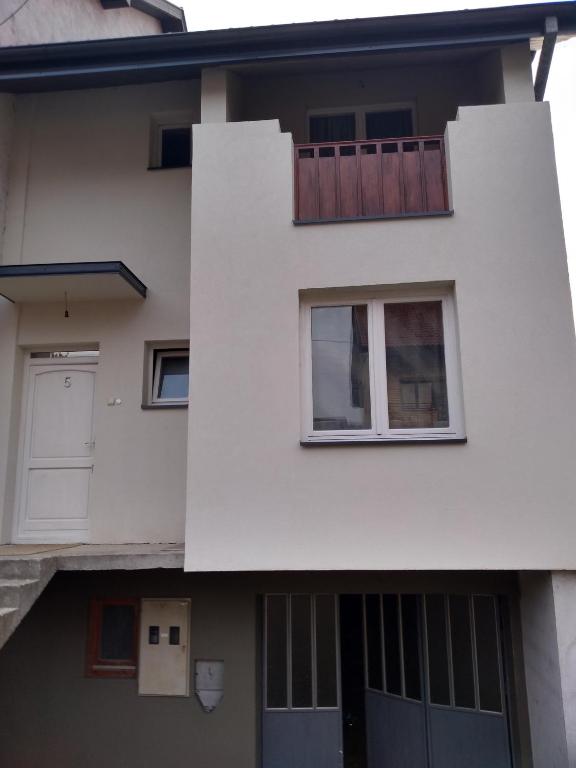 Budova, kde se apartmán nachází