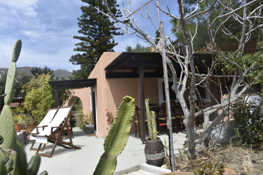 Zahrada ubytování Anemos Holiday Houses - Unterkunft in Südkreta