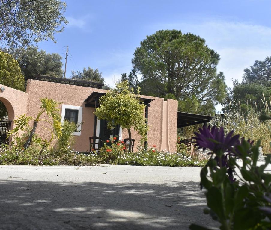 Zahrada ubytování Anemos Holiday Houses - Unterkunft in Südkreta