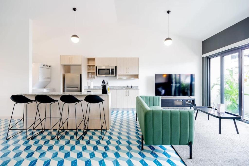 Lovely 2BR in Santa Ana