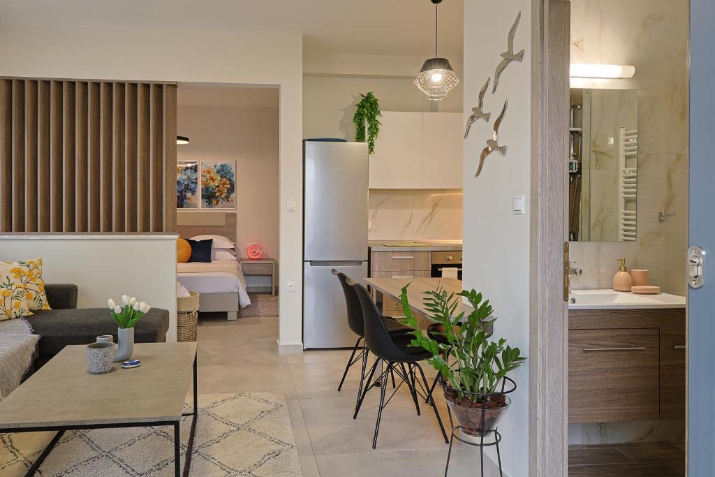 Posezení v ubytování Zeta-Garden Oasis & Private Parking by Optimum Link
