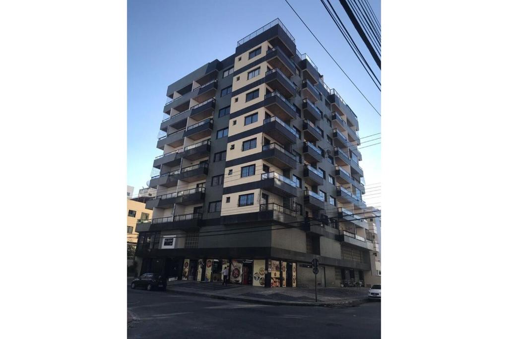 Το κτήριο όπου στεγάζεται  το διαμέρισμα