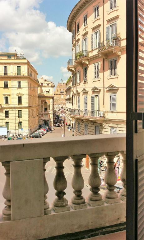 A balcony or terrace at Boutique Hotel Atelier '800