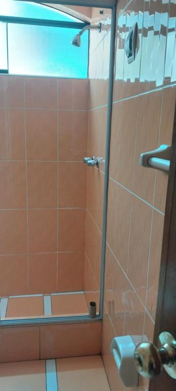 Koupelna v ubytování HOSTAL JOYA ANDINA
