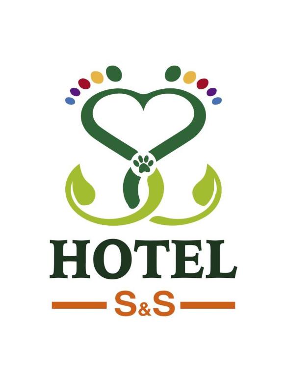 logotipo para culos de hotel en Hotel S & S en La Paz