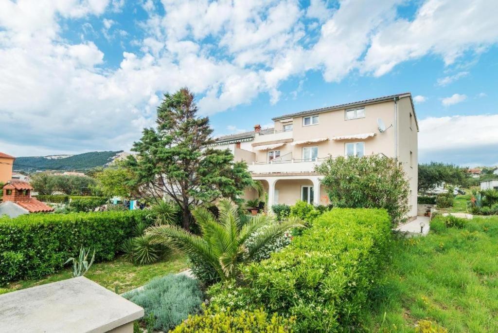 Apartments by the sea Barbat, Rab - 22757