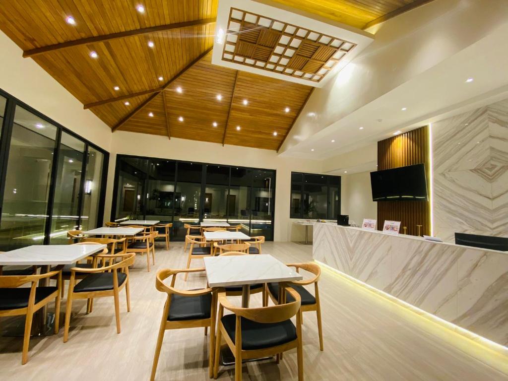 Restaurace v ubytování Cocotree Resort