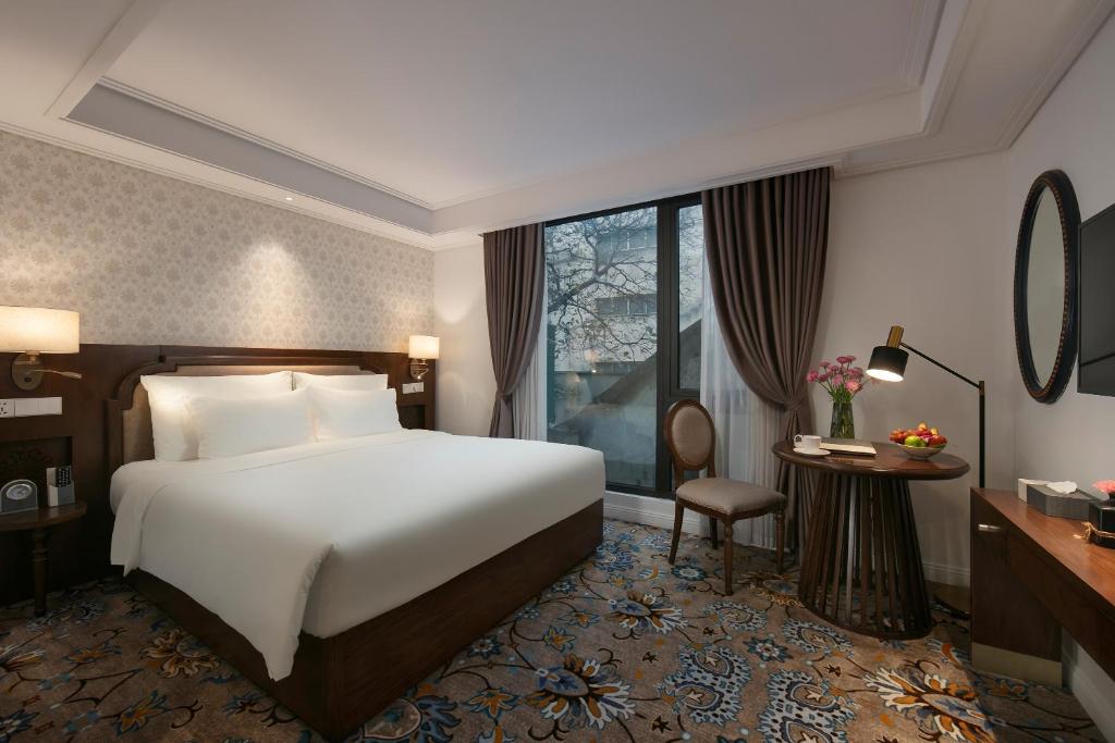 The Oriental Jade Hotel - 9