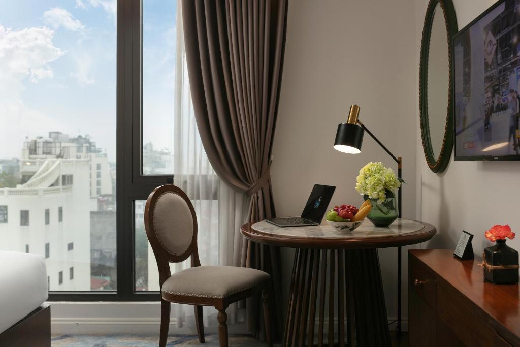 The Oriental Jade Hotel - 14