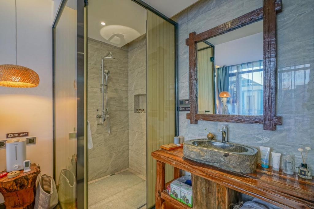 Koupelna v ubytování Xisu Garden Inn
