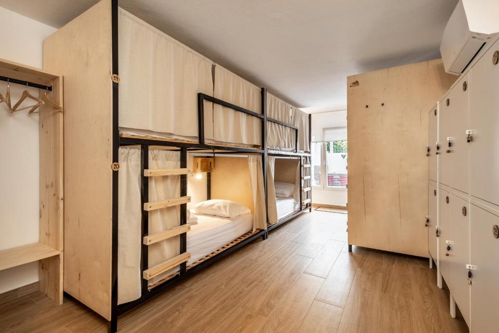 Santa, Sea & Sun - 15