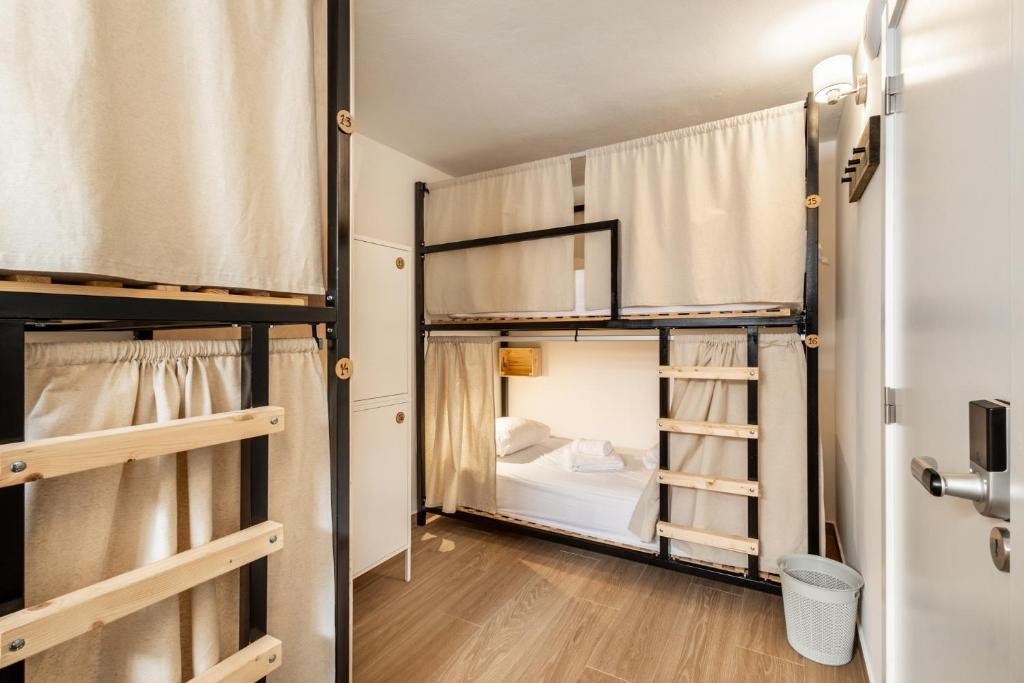 Santa, Sea & Sun - 6