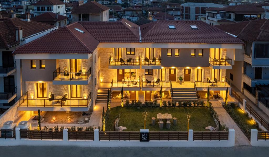 Budova, kde se aparthotel nachází