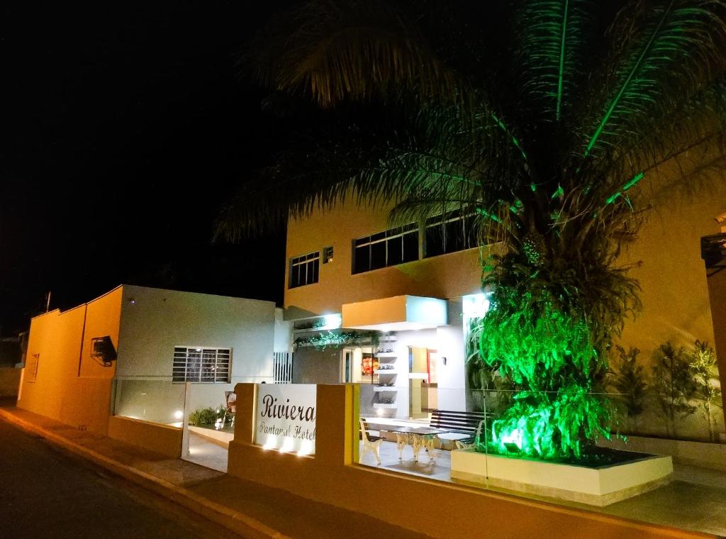  Riviera Pantanal Hotel
