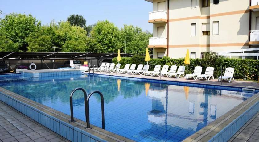 DB Residence con Piscina - Carraro Immobiliare - Family Apartments
