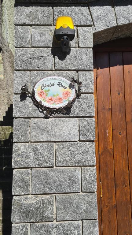 Certifikát, hodnocení, plakát nebo jiný dokument vystavený v ubytování Chalet con Piscina