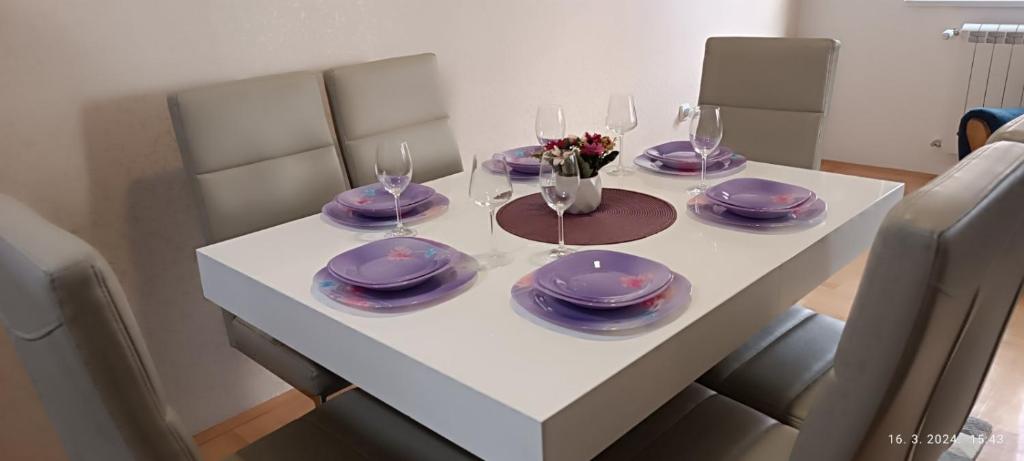 Fotografie z fotogalerie ubytování Apartman LARA v destinaci Pirot